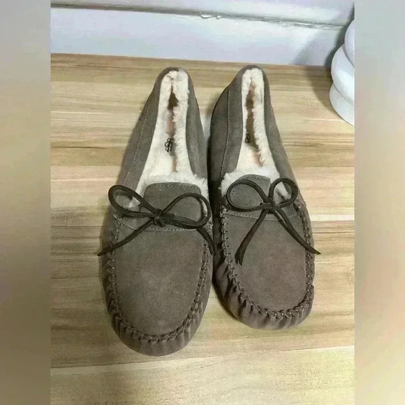 UGG Corvin Loafer (Men) - Picture 2 of 6